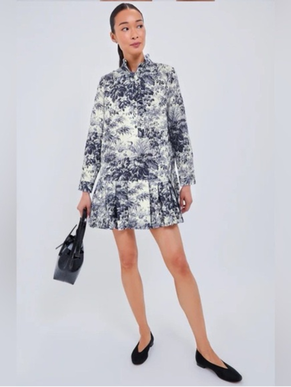 Tuckernut Tate dress in Navy Blue Toile Like New